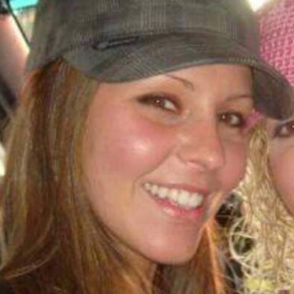 Meet your Posher, Stephanie - Picture 1 of 1